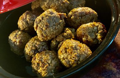 Préparation du couscous et boulettes de Kefta