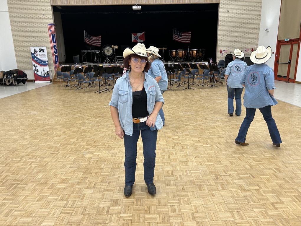 Medley de la démo de Cowboy Country 45 Vidéos &amp; Photos Jumelage des 50 ans Orléans Wichita USA  le 2 décembre 2023 