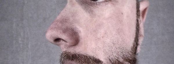 La lumière de l’été n’éclaire pas toujours ce que l’on croit : Le problème de l’existence.