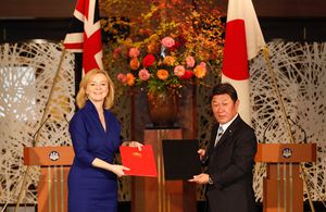 Brexit : Le Royaume-Uni signe un accord commercial avec le Japon