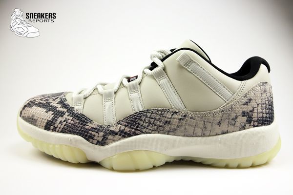 Nike Air Jordan XI Low Rétro Snakeskin Light Bone