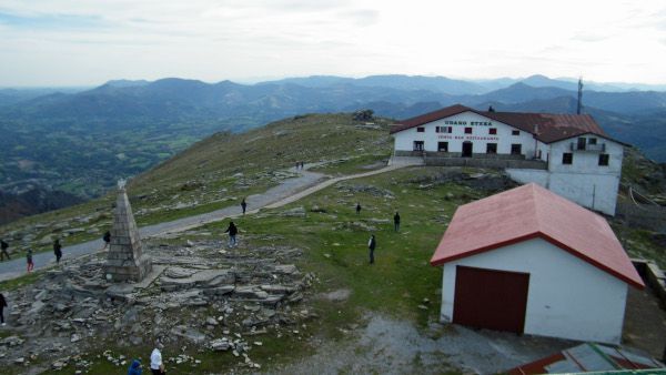 LA RHUNE depuis le col de Lizuniaga. Jeudi 28 mars 2024.