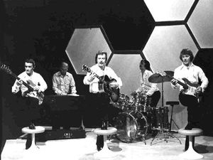 les frangins,un groupe rock-twist bruxellois des années 1960 et 1970 notamment mené par le fondateur georges breval