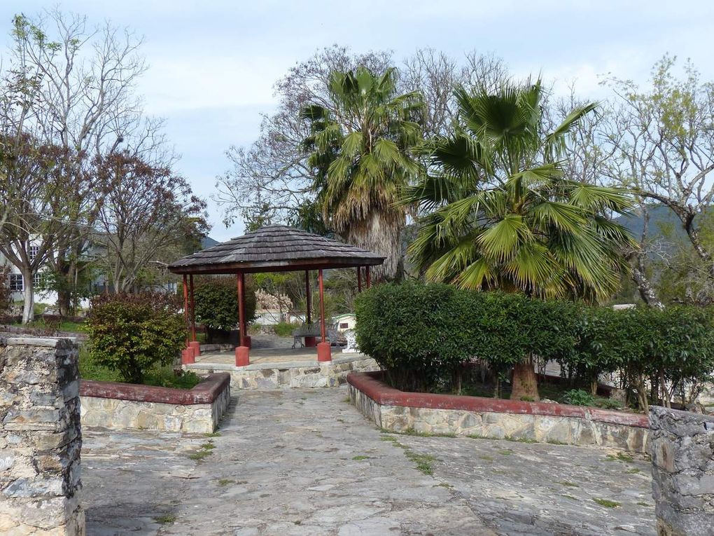 Les Missions du Queretaro - Cascades de Tamul 