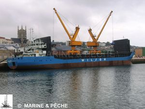 Port de Fécamp 22 aout 2008 import néphéline