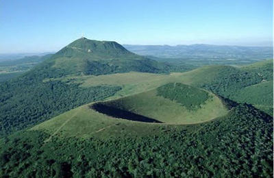 Le samedi 3 mai : Bleu 16 au pays des volcans 