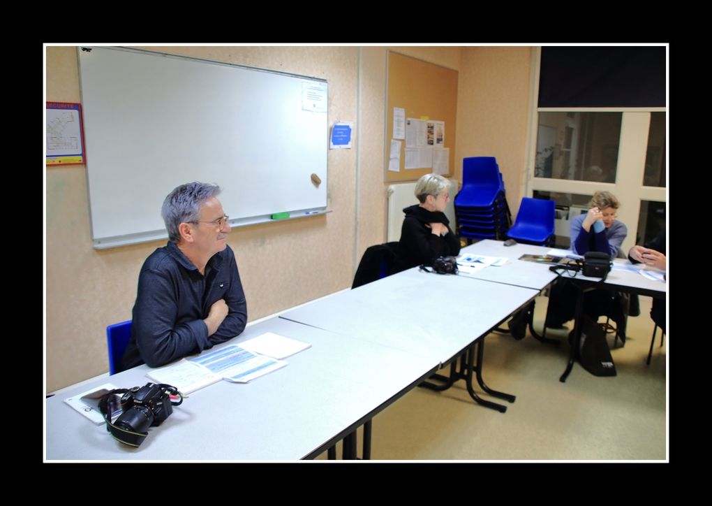 De l'art N&amp;B des membres de l'atelier thématique aux réductions de taille d'image : le club photo est technique !