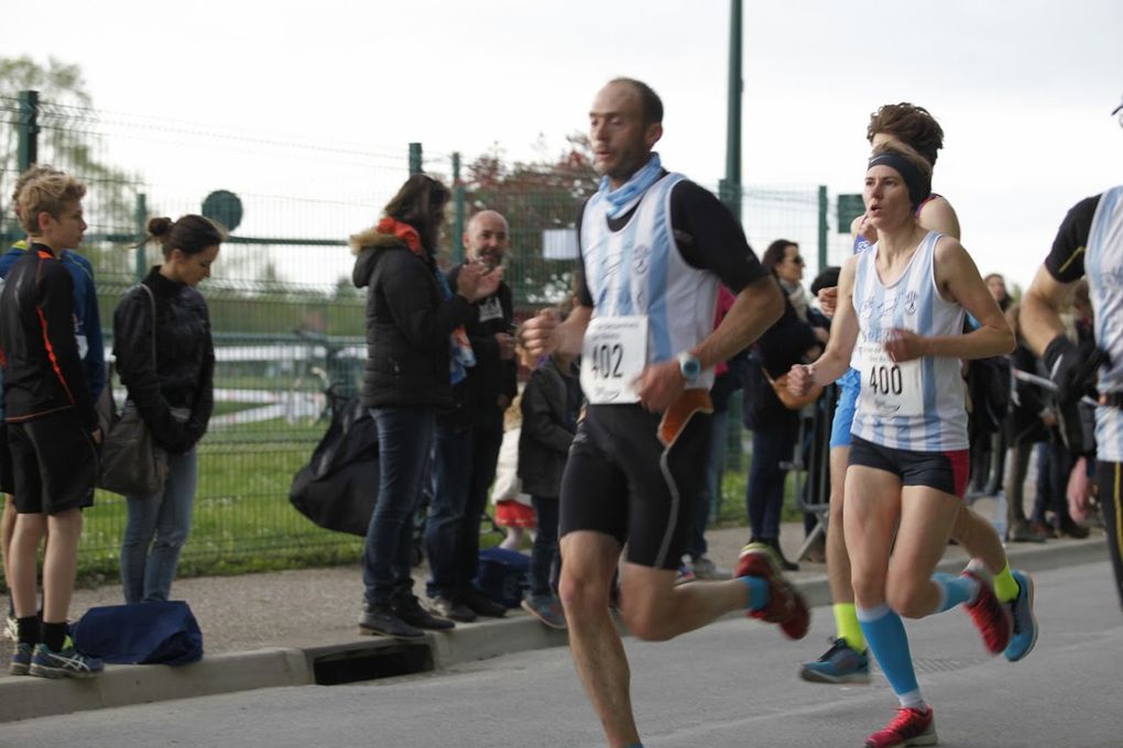 Photos de Patrick Maujean du 10 km de BEZANNES