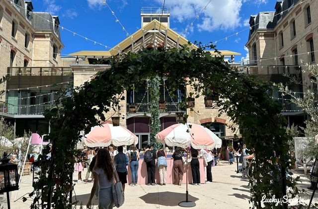 La piscine de l'hôtel Mahfouf à la Caserne Paris