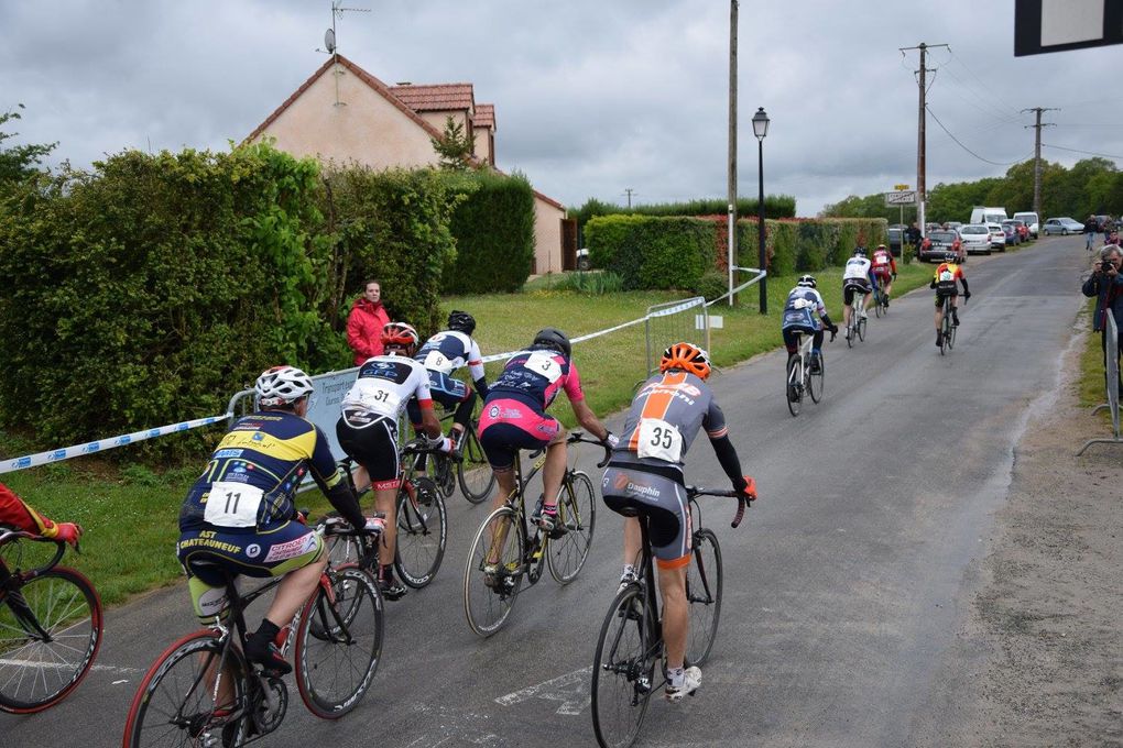 Album photos de la course UFOLEP de Fontenay sur Conie (28)
