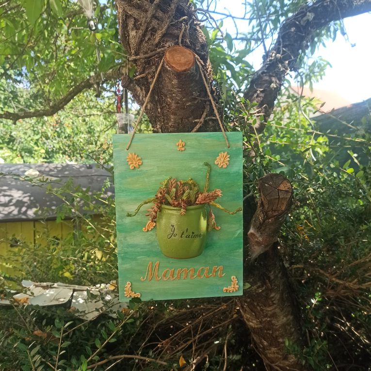 Atelier enfants : cadeau fête des mamans tableau pot de fleurs 