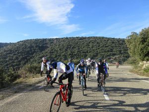 Passage dans les sublimes Gorges de l'Ardèche avec une météo au top !