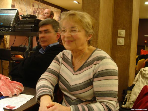 Café-débat pour sauver le Grand Ecran de la place d'Italie.
Café-débat avec Danielle Auffray sur le thème "Paris, capitale du Libre ?"
Le speed-dating au Batofar avec les jeunes du XIIIe arrondissement. L'éclairage n'a malheureusement pas per