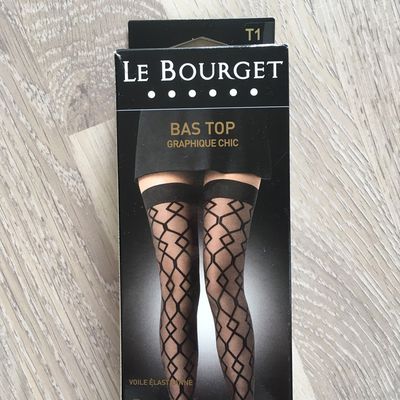 Tenue 26 : Bas noir taille 1 autoportant