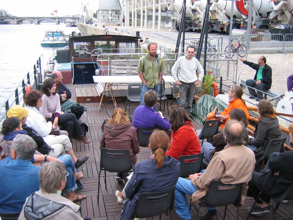 Rencontres des circuits courts, péniche Alternat, Paris (13e), 19 juin 2011
