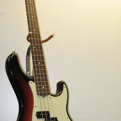 Fender US Precision Bass Amercan Deluxe