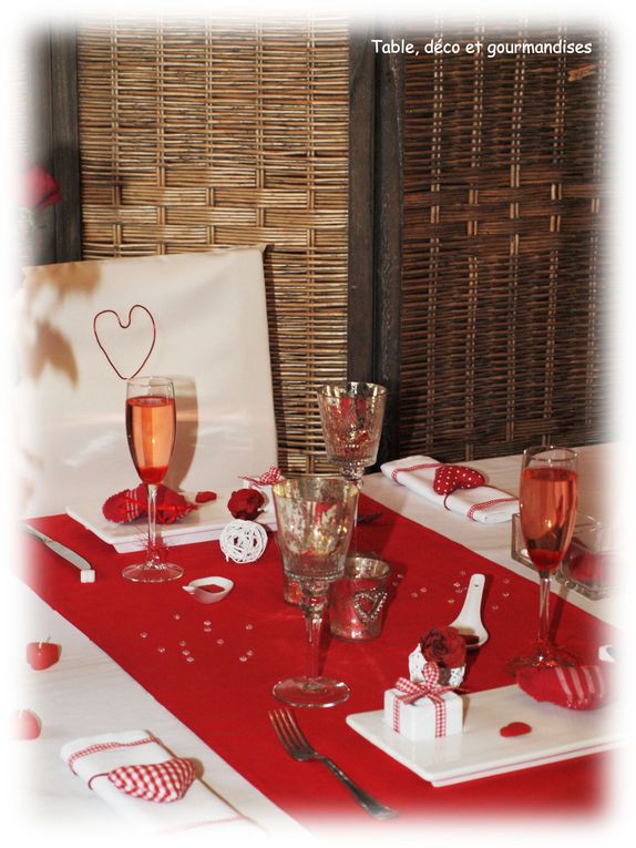 Album - Table-Coeur-d-Amour-et-Rouge-Passion-pour-la-Saint-Valentin