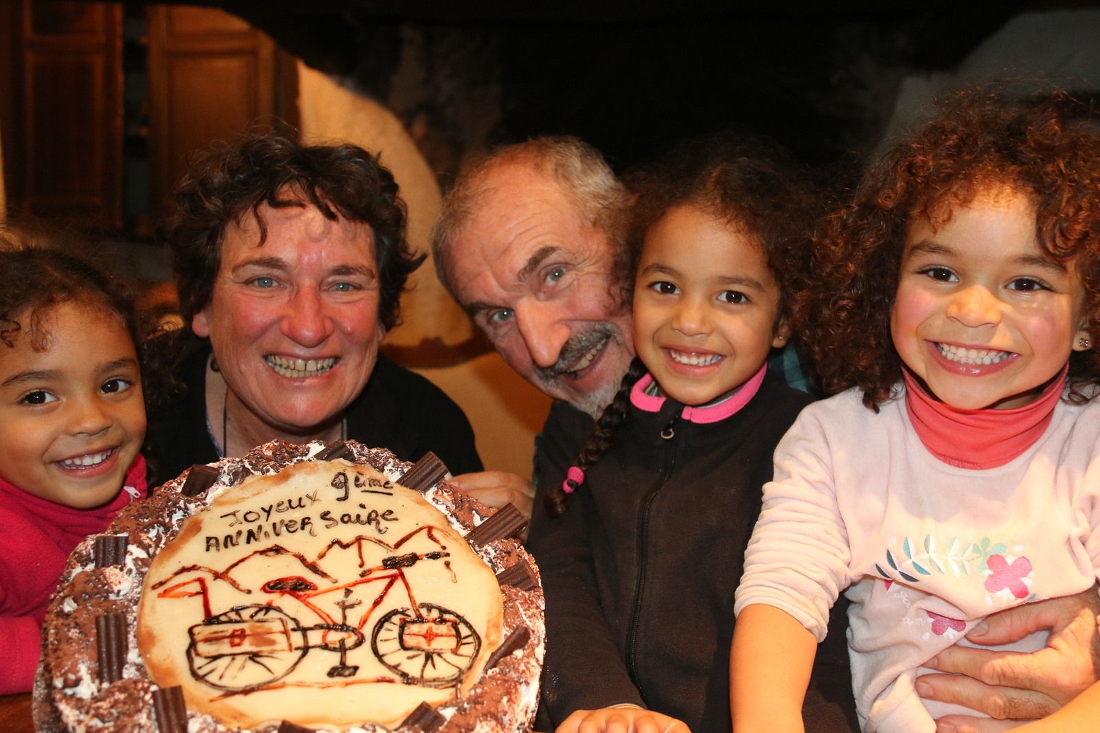 Le Blog De Terresenroueslibres Un Voyage Autour Du Monde A Bicyclette Depart De Toulouse Le 31 Octobre 11 Nous Mettons Un Terme A Notre Voyage Le 28 Octobre Apres 9