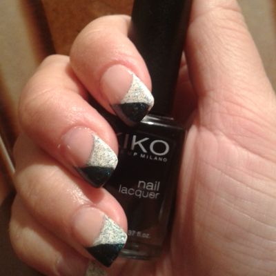 " French Noir & Blanc Avec Vernis Pailletée "