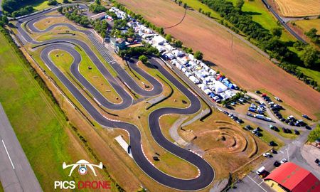 Journée de roulage sur le circuit de Belmont.