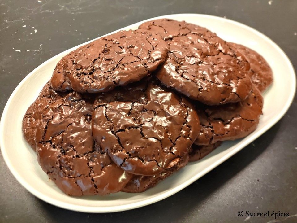 Cookies brownies aux noix, sans farine et sans gluten - Recette en vidéo