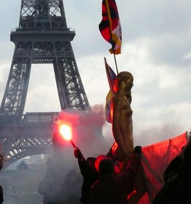 La flamme sur l'Everest, un 8 Mai !