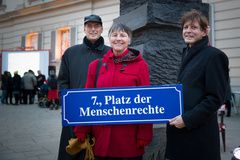 Platz der Menschenrechte in Wien 7
