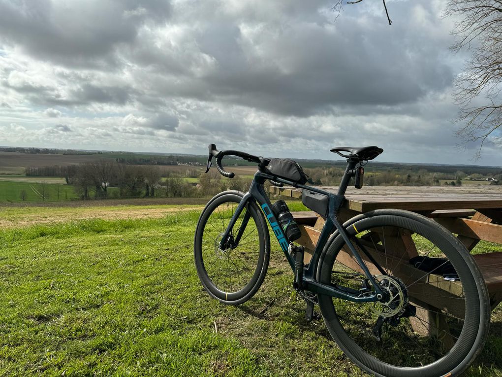 Sortie Route avec Patrice, 85Km D+618m, du soleil mais beaucoup de vent et un super orage de grêle en prime !!!