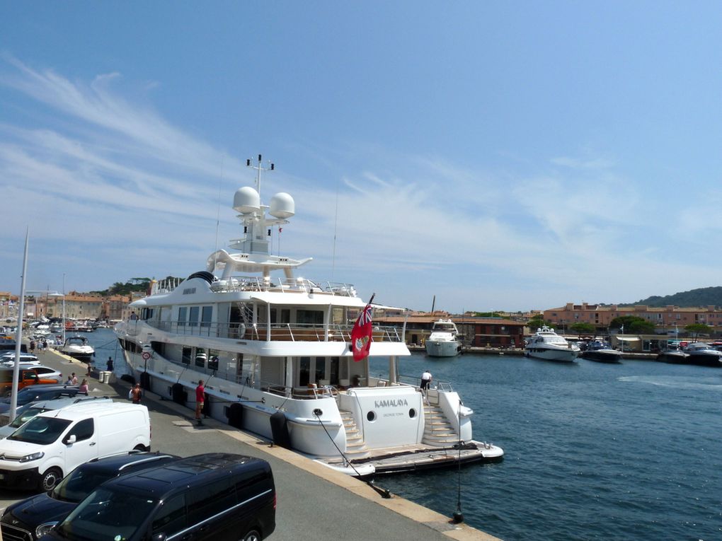 KAMA LAYA , a quai  dans le port de Saint Tropez le 8 septembre 2018
