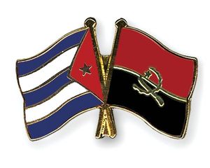 Le président angolais José Eduardo Dos Santos reçoit le vice-président cubain Ricardo Cabrisas
