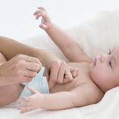 Couches, lingettes, nettoyants... "60 millions de consommateurs" met en garde contre des produits d'hygiène pour bébés