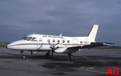 L'Embraer 110 Bandeirante (1)