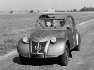 Citroën et la 2CV