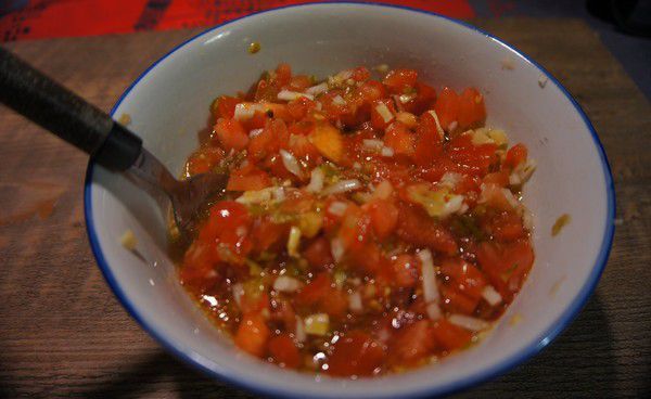 Rougail tomate pour accompagner le rougail boucané