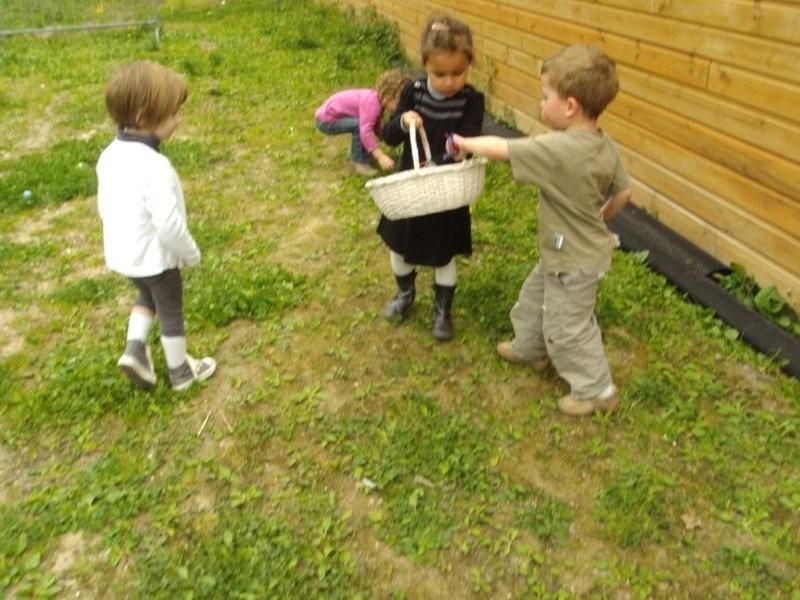 Partagez avec nous les moments forts de cette année scolaire !
(la chasse aux oeufs, la formation contre les incendies, notre rencontre inter-école, le téléthon)