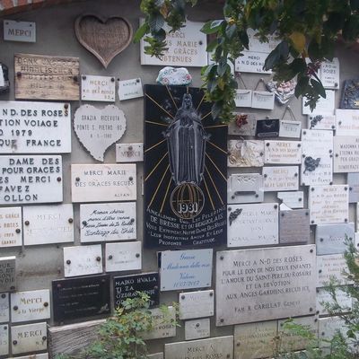 ACTE DE CONSECRATION A MARIE