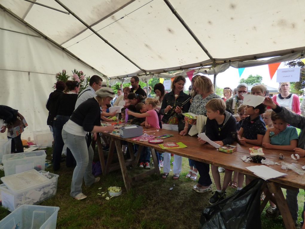 Fête de l'école: une bonne équipe de parents bénévoles