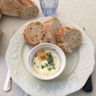 Oeufs cocotte au saumon et ciboulette