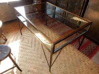 VENDU. 127 cm X 85 cm X 71 cm de hauteur.