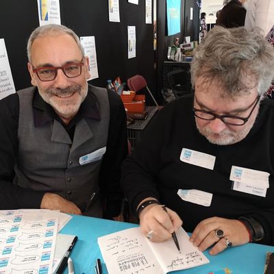 Philippe Benhamou et Jean-Laurent Turbet dédicacent l'à-peu-près dictionnaire de la Franc-Maçonnerie le jeudi 20 décembre 2018 à partir de 17 h30 à la librairie DETRAD Cadet