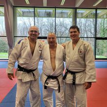 Castellane   Franck BERENGUEL vient de participer à un stage de judo handisport à Sofia Antipolis.