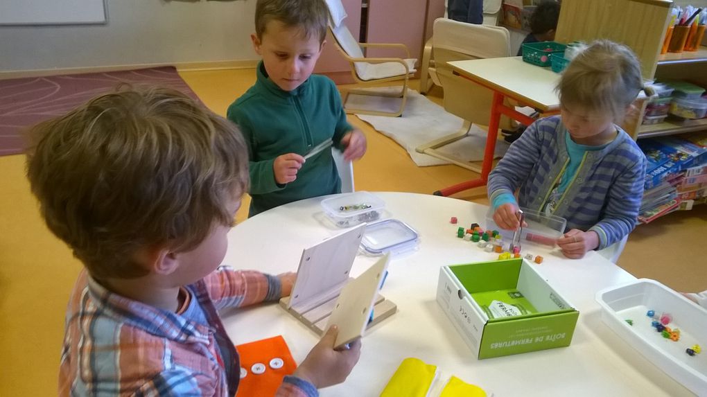 EN AVANT LES &quot;AMI &quot;!!! ( Ateliers de Manipulation Individuelle) en maternelle ( suite)