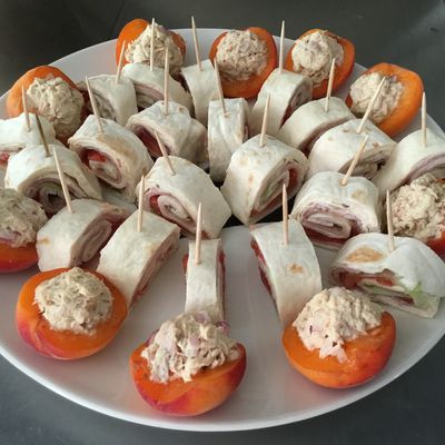 Oreillons d’abricots farcis au thon