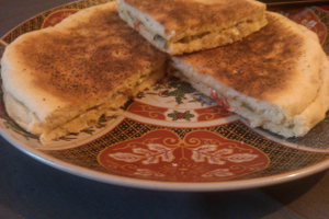 pain a la poêle farçis aux poivrons fromage blanc