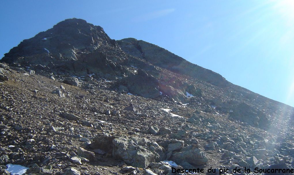 Le Montcalm et le Sullo, le pic de Sarrazi, le pic de la Soucarrane, l'étang de Peyregrand