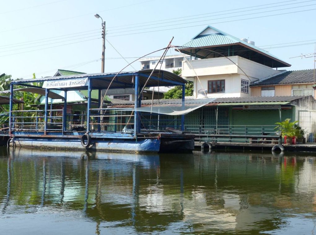 Balade sur le Khlong Samrong à Bang Phli