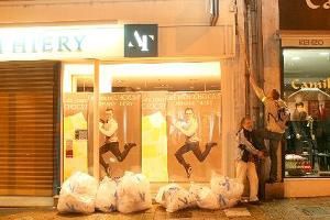 Le clan du néon a récidivé samedi soir à Bourges