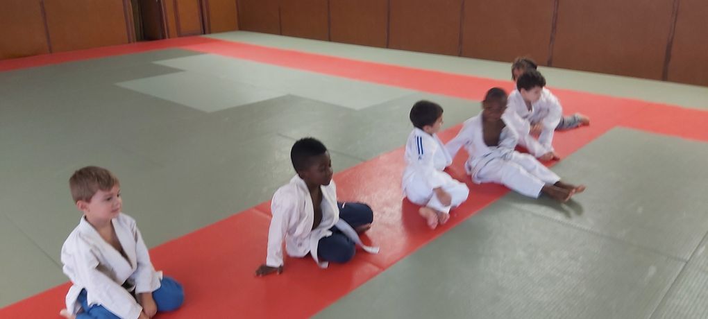 Mercredi 20 sept... 1er cours Eveil Judo... voila les photos !j