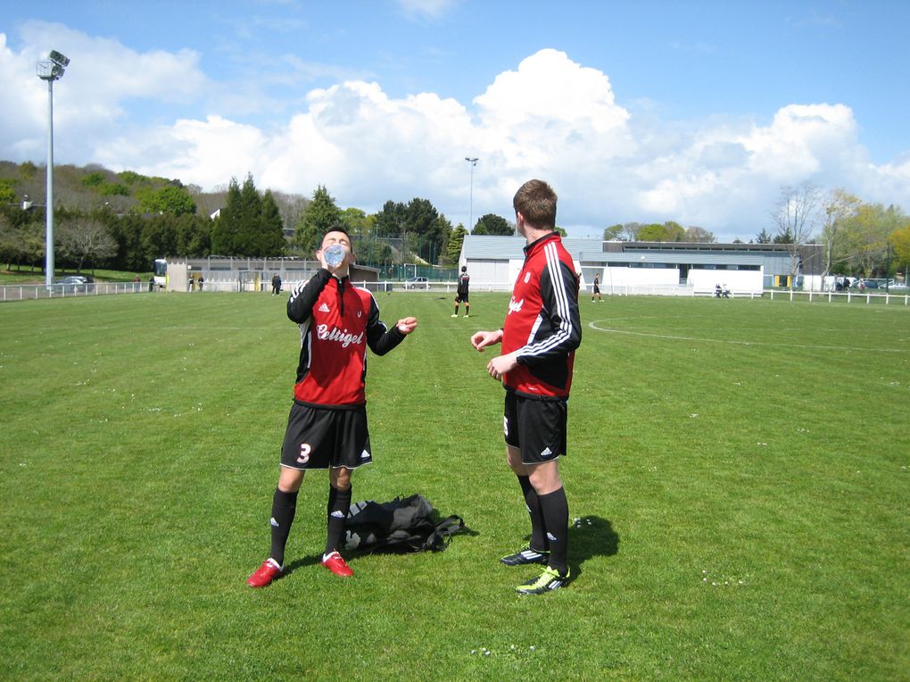 Déplacement à Lorient le 22 avril 2012.
Résultat 1 - 1.