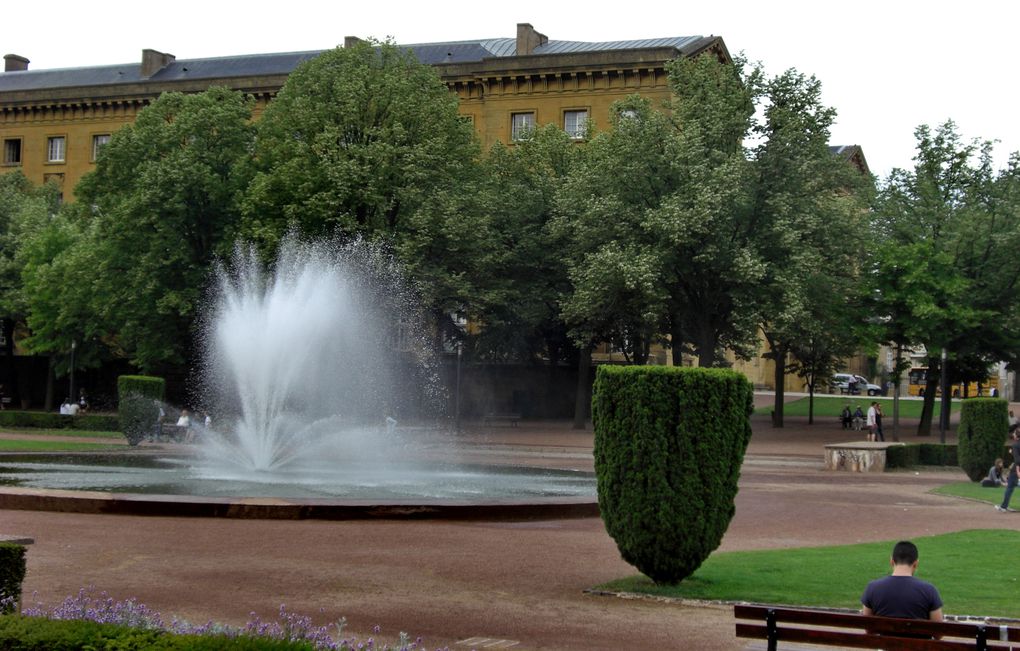 Metz est une belle ville et n'a pas attendu l'effet Pompidou pour le faire savoir...